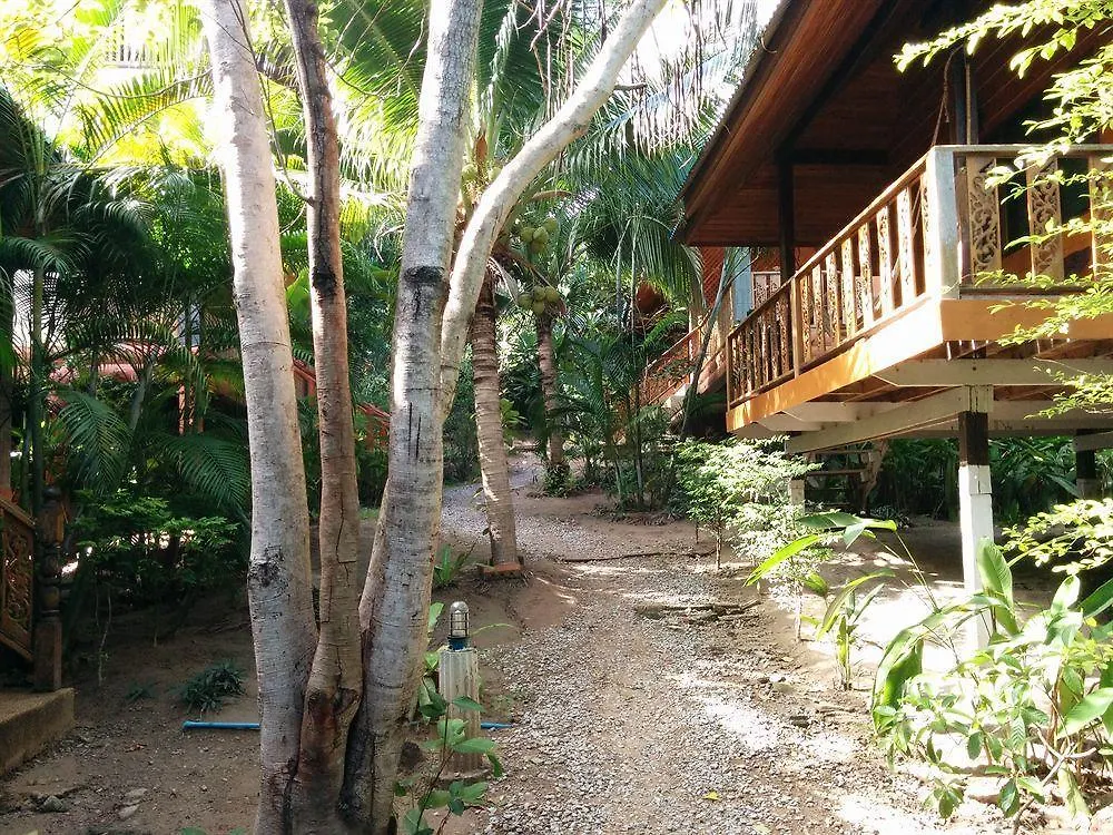 Koh Tao Beachside Resort