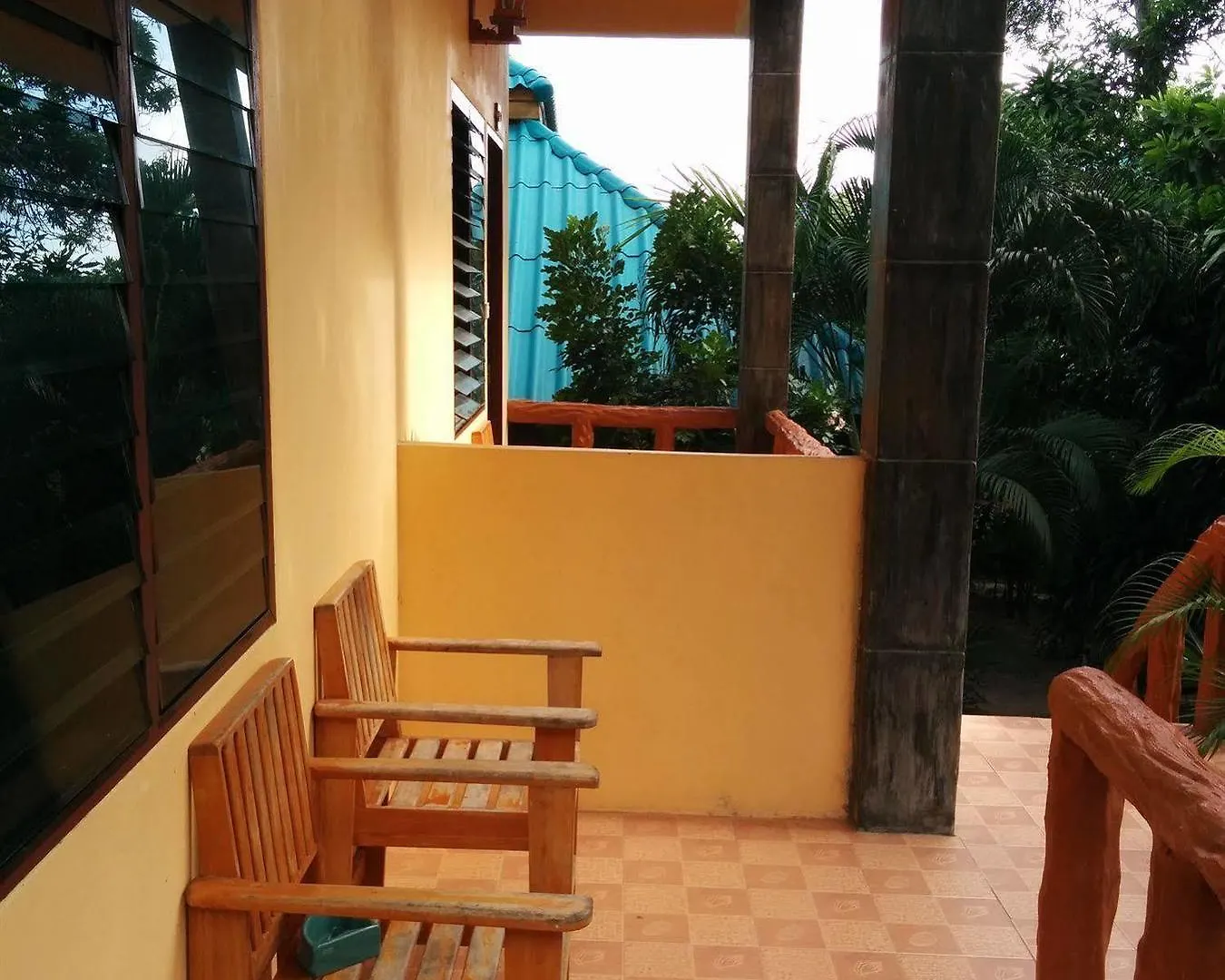 Koh Tao Beachside Resort
