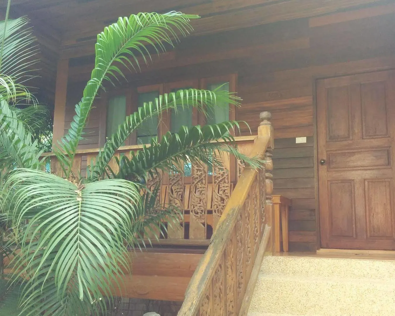 Koh Tao Beachside Resort