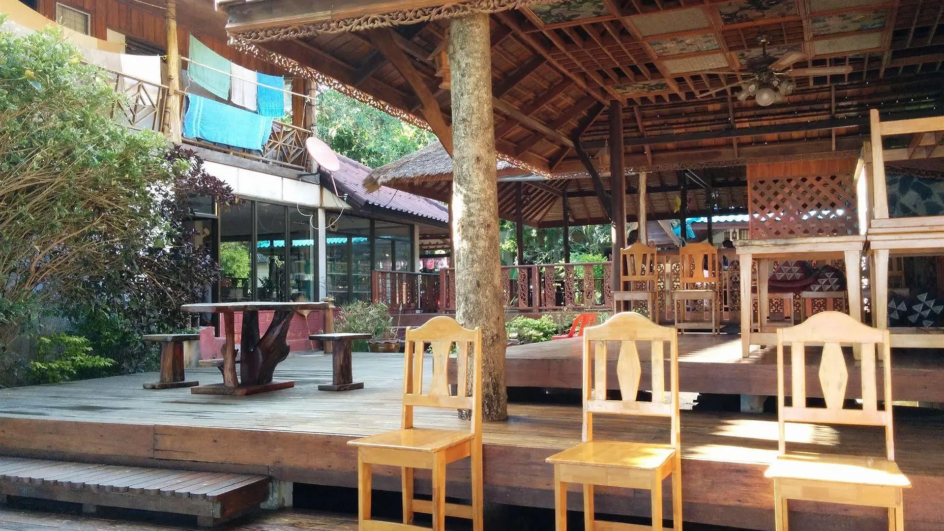 Koh Tao Beachside Resort